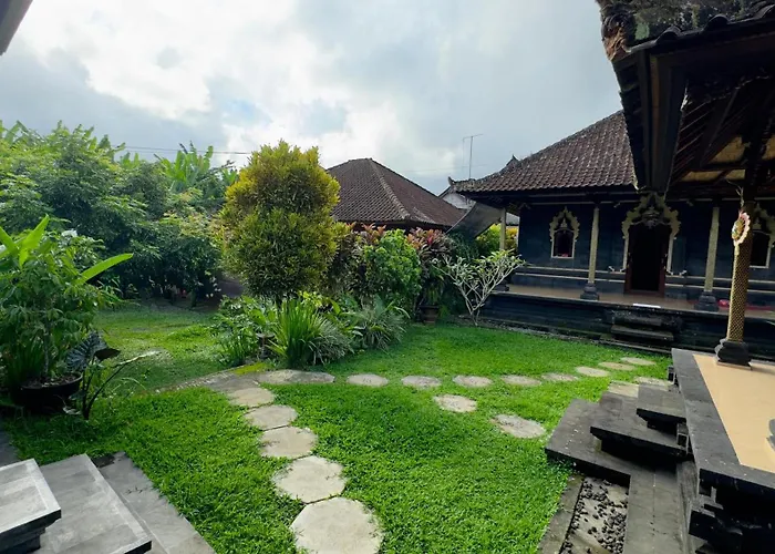 Jero Tabola 2 Homestay *